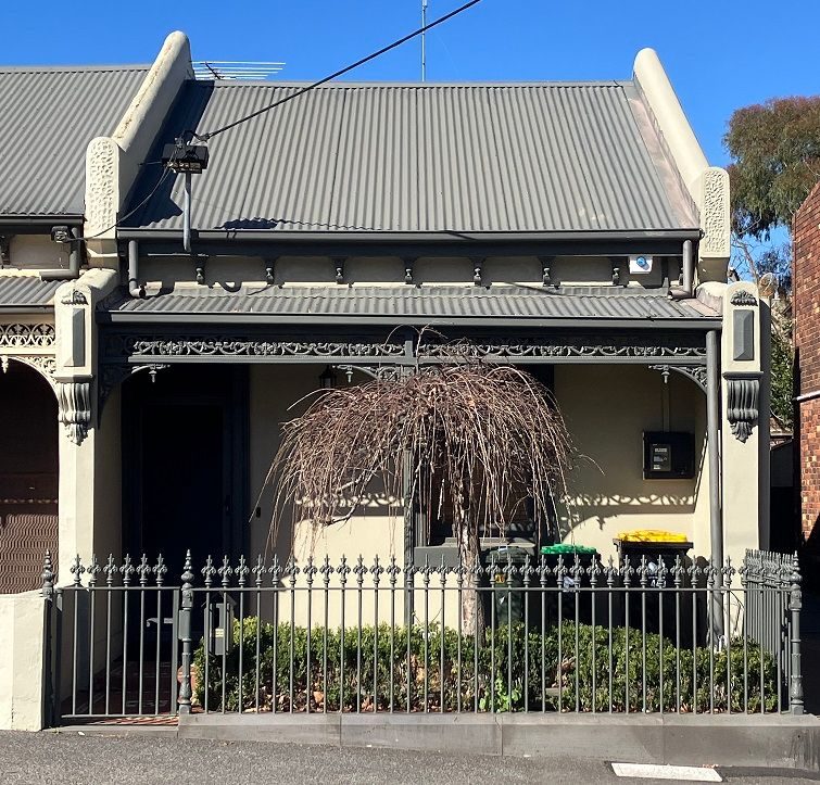 440  Abbotsford Street