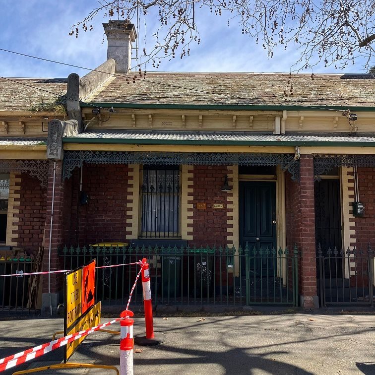 487  Abbotsford Street