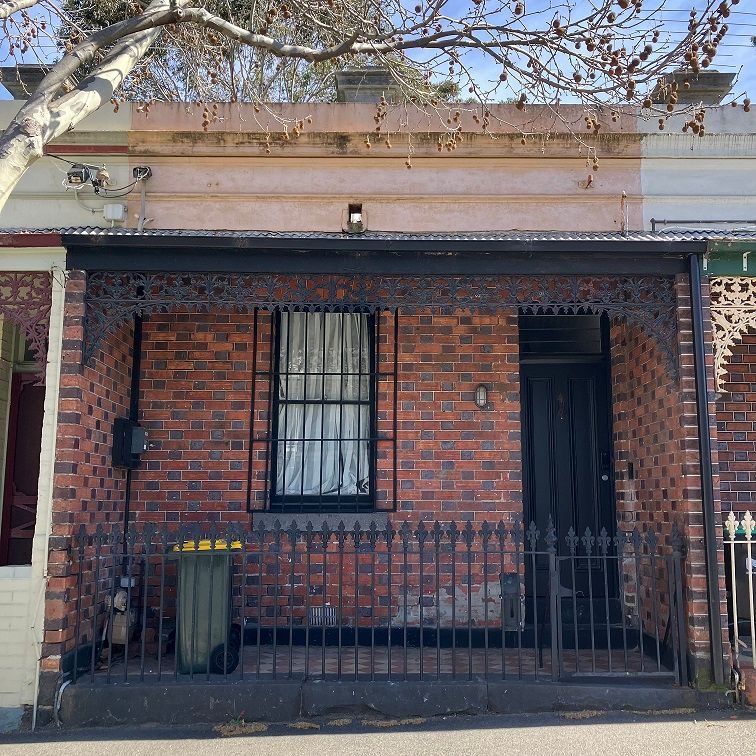 499  Abbotsford Street