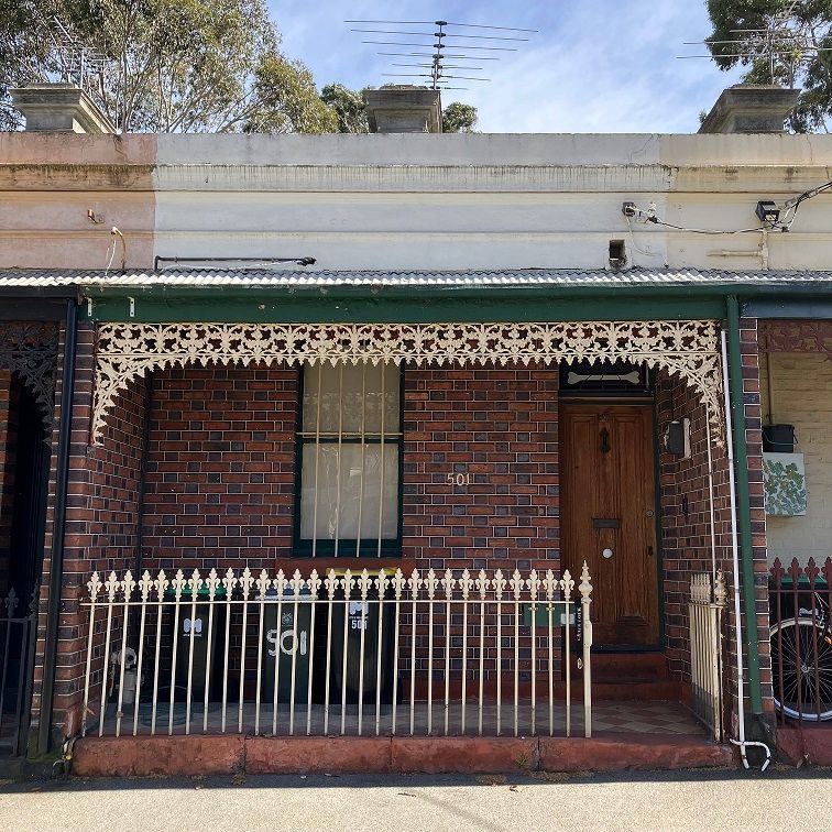 501  Abbotsford Street