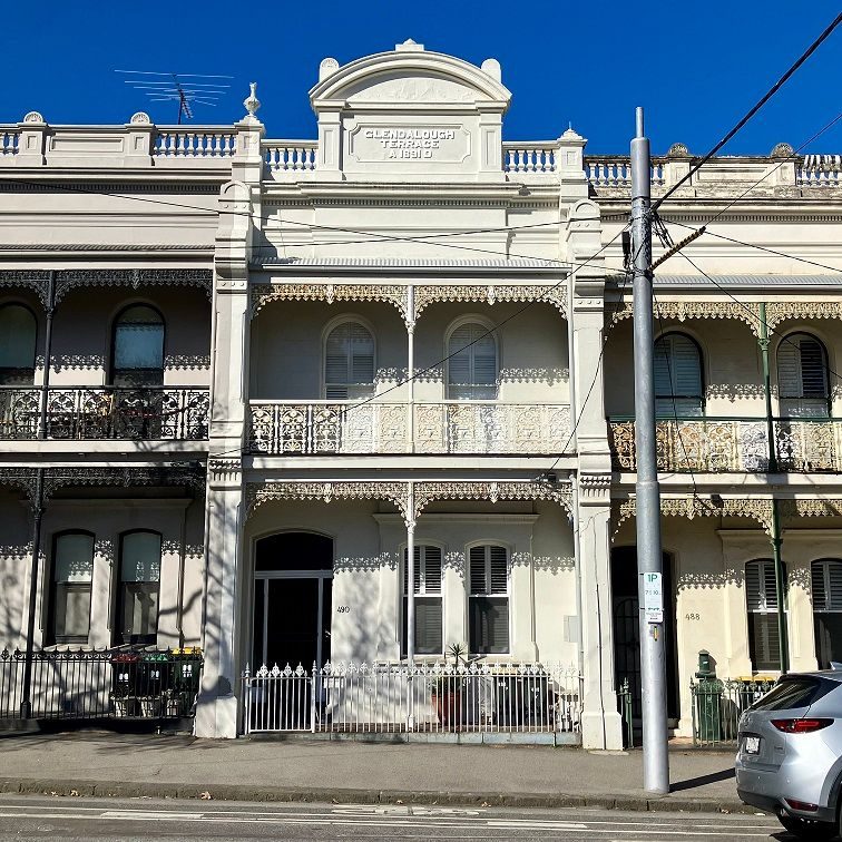 490  Abbotsford Street